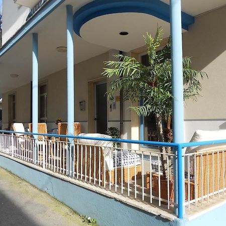 Hotel Villa Dei Platani Bellaria-Igea Marina Bagian luar foto