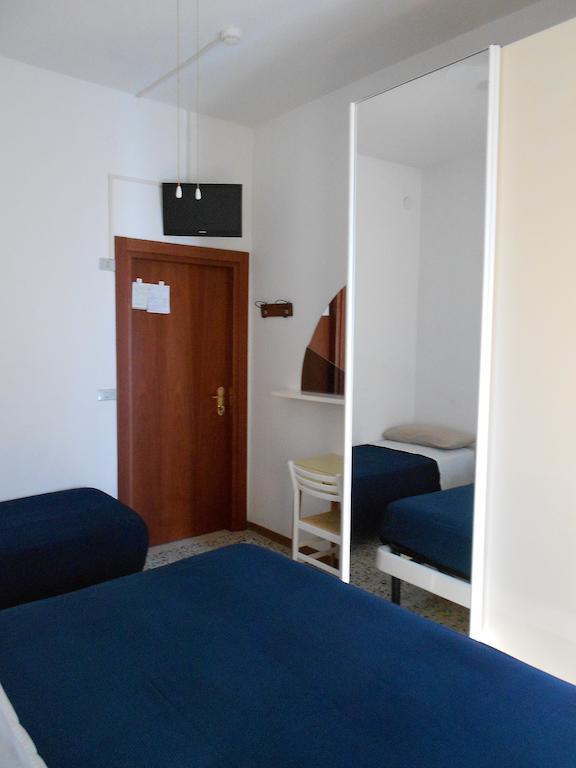 Hotel Villa Dei Platani Bellaria-Igea Marina Ruang foto