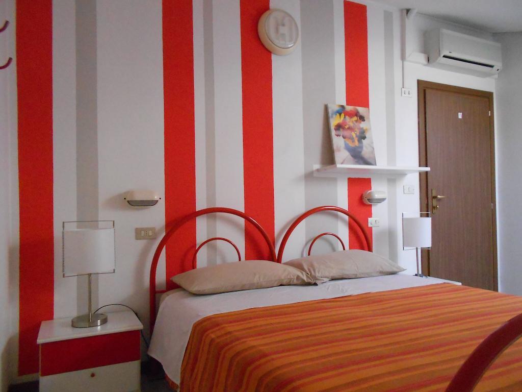 Hotel Villa Dei Platani Bellaria-Igea Marina Ruang foto